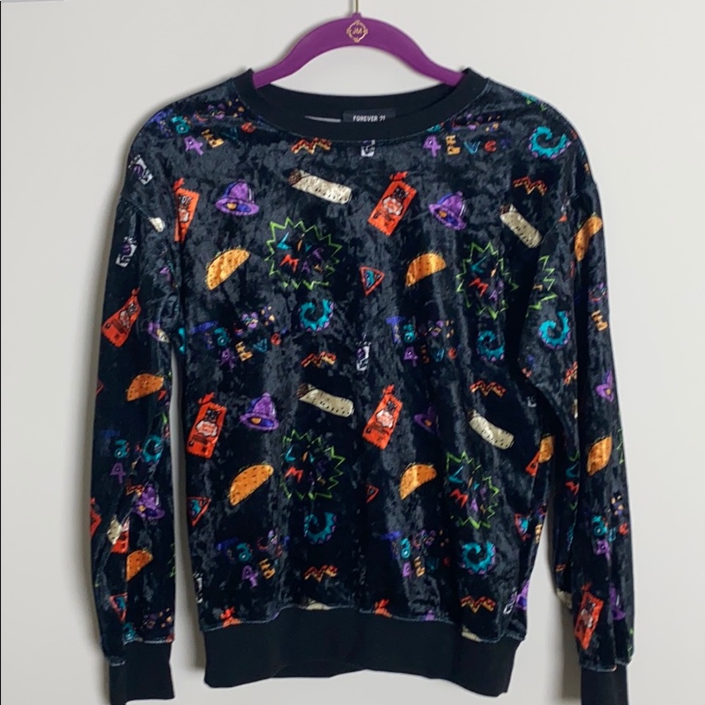 Kids Long sleeve Taco Bell sweatshirt size 11/12